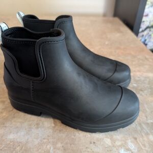 UGG Droplet Rain Boots Black Waterproof Rubber #1130831 Wool Insole Women Size 9